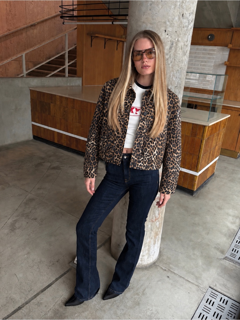 H&M Leopard Print Cropped Utility Jacket Cotton Button Front XS Animal Print